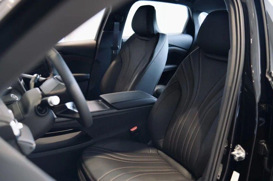 Geely Preface Luxury 2.0 РКПП, 2024 фото 5