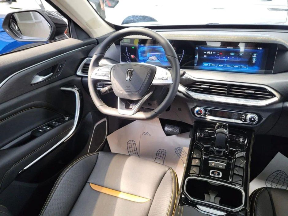 FAW Bestune T77 Luxury (DCT) 1.5 РКПП, 2025 фото 11