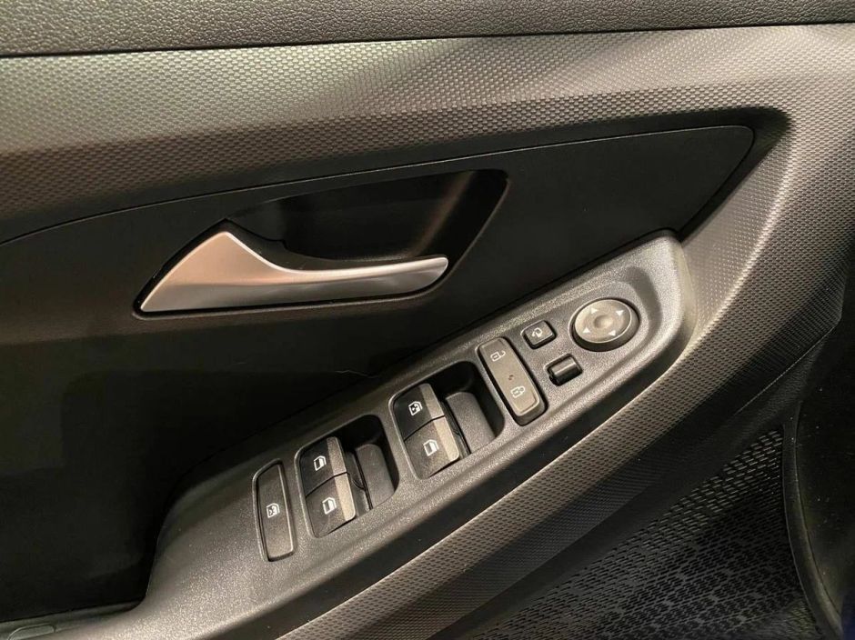 Solaris HC Lifestyle 2.0 АКПП, 2024 фото 15