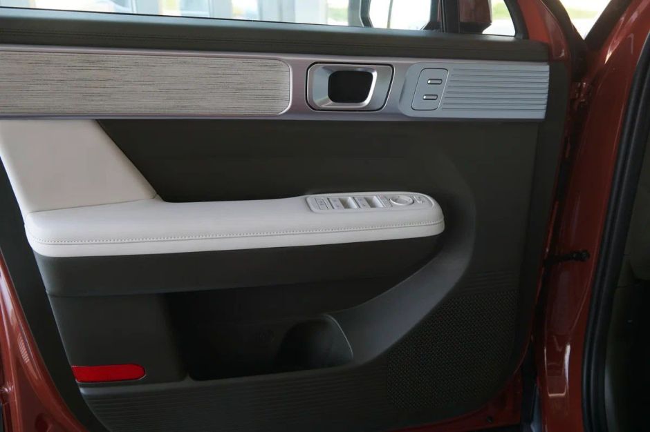 Hyundai Santa Fe Exclusive 2.5 АКПП, 2024 фото 16