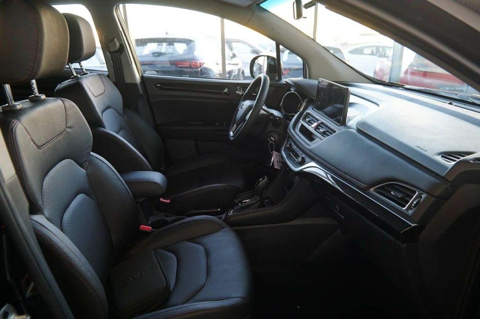 JAC JS3 Luxury 1.6 CVT, 2024 фото 9