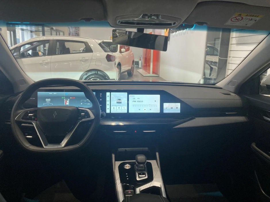 Livan S6 Pro Premium 1.5 РКПП, 2024 фото 8