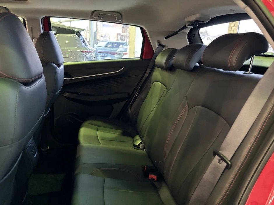 Livan X3 Pro Luxury 1.5 CVT, 2024 фото 3