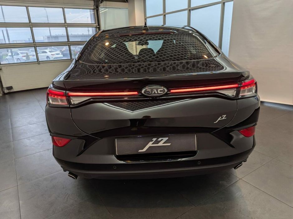 JAC J7 Luxury 1.5 CVT, 2024 фото 4