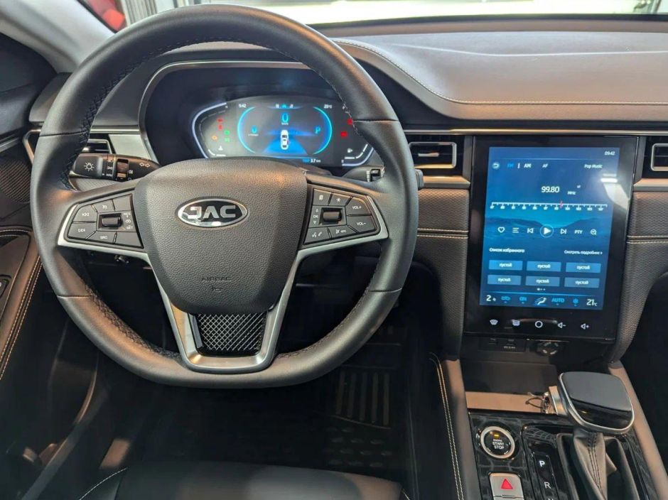 JAC J7 Luxury 1.5 CVT, 2024 фото 6