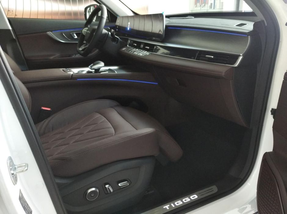 Chery Tiggo 8 Pro Max Ultimate 4WD 2.0 РКПП, 2024 фото 5