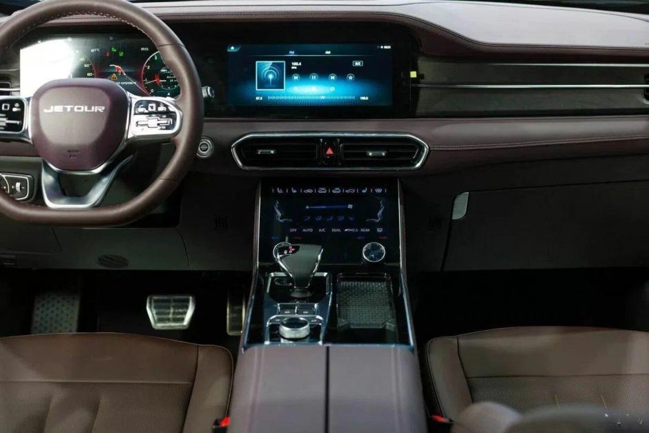JETOUR X90 Plus Luxury 2.0 РКПП, 2024 фото 8