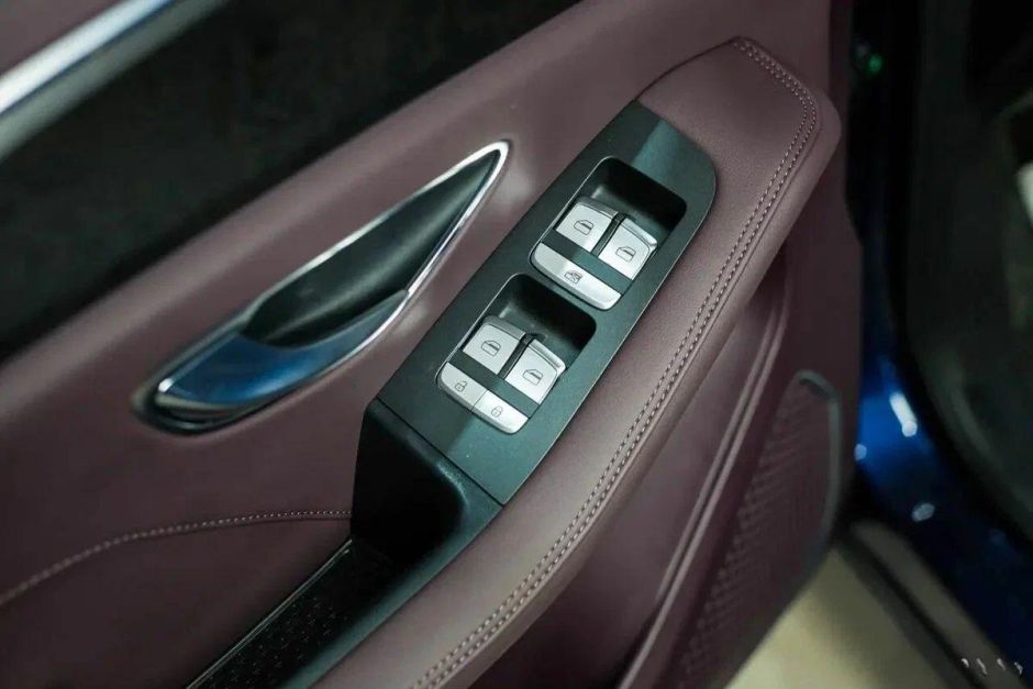 JETOUR X90 Plus Luxury 2.0 РКПП, 2024 фото 15