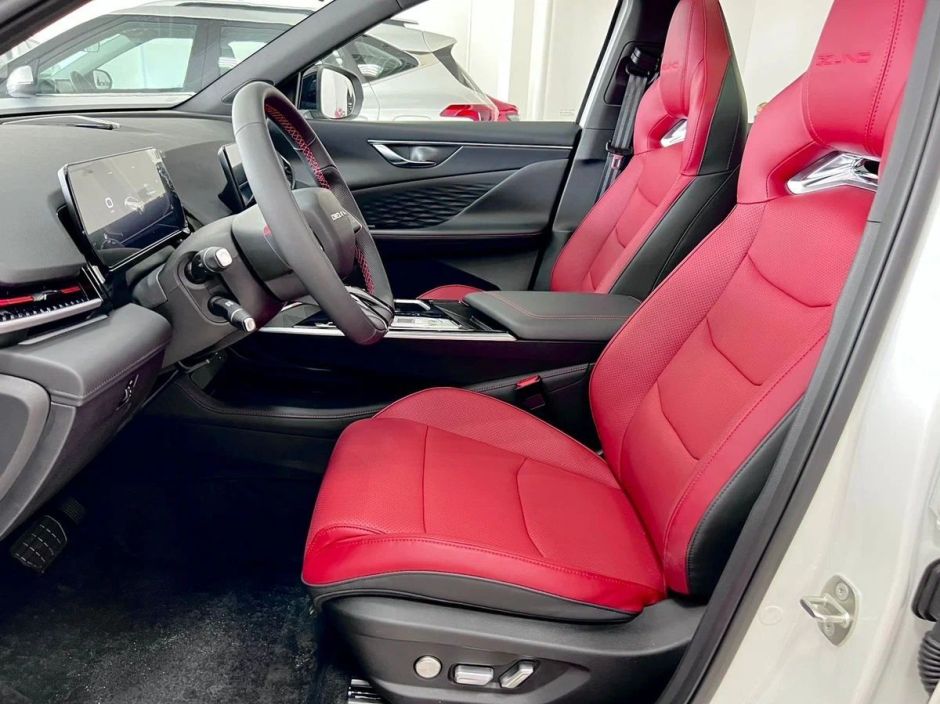 BAIC X55 Elite 1.5 РКПП, 2024 фото 7