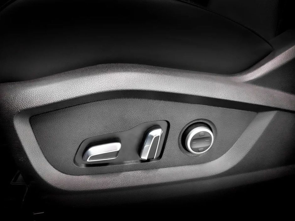 EXEED LX Luxury Plus 1.6 РКПП, 2024 фото 9