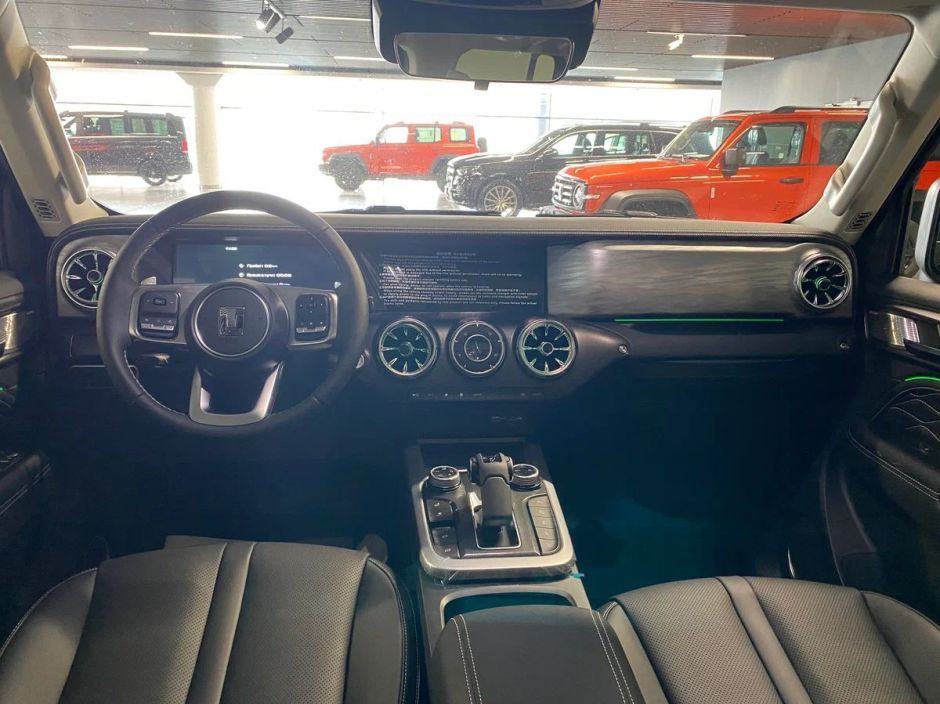 Tank 300 Premium 2.0 АКПП, 2024 фото 9