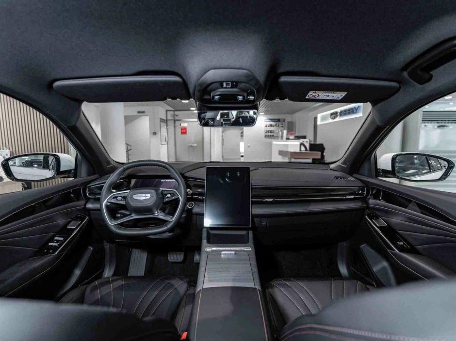 Geely Preface Luxury 2.0 РКПП, 2024 фото 8