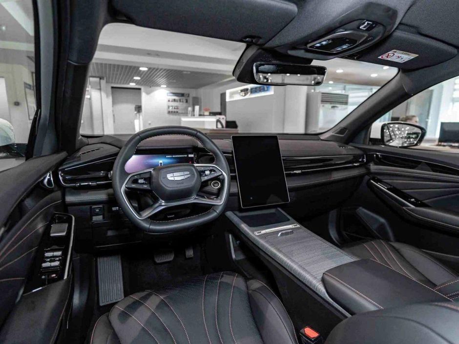 Geely Preface Luxury 2.0 РКПП, 2024 фото 9