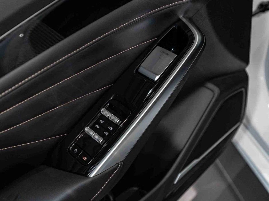 Geely Preface Luxury 2.0 РКПП, 2024 фото 11