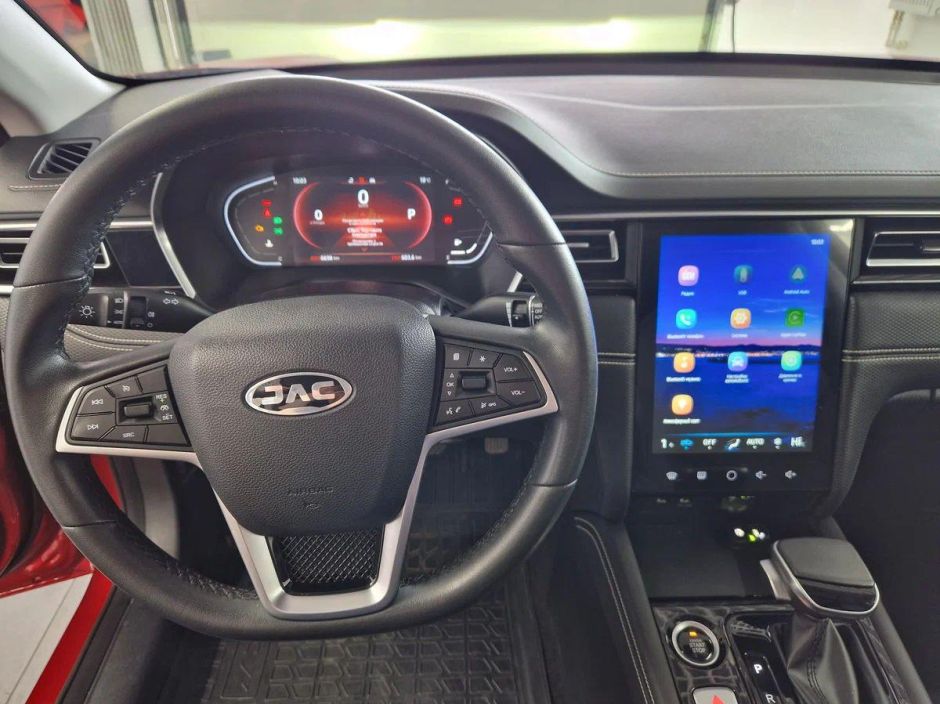 JAC J7 Luxury 1.5 CVT, 2024 фото 5