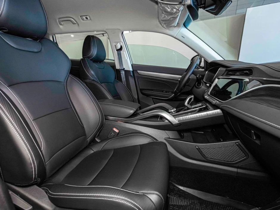 Belgee X70 Prestige 1.5 РКПП, 2024 фото 5