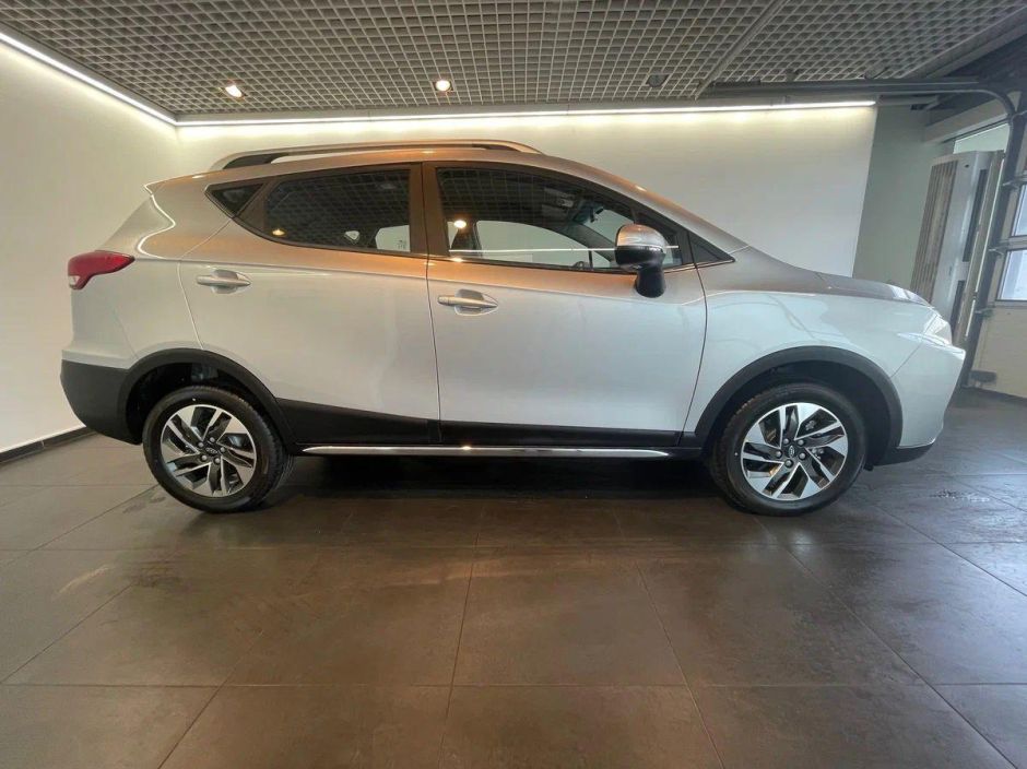 JAC JS3 Luxury 1.6 CVT, 2024 фото 6