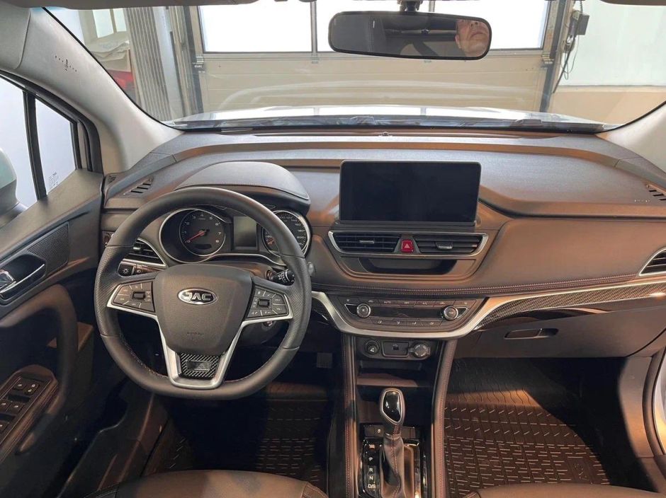JAC JS3 Luxury 1.6 CVT, 2024 фото 10