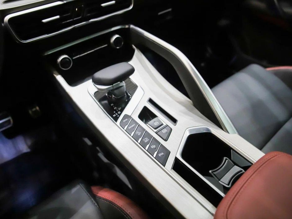 Belgee X50 Prestige 1.5 РКПП, 2024 фото 11