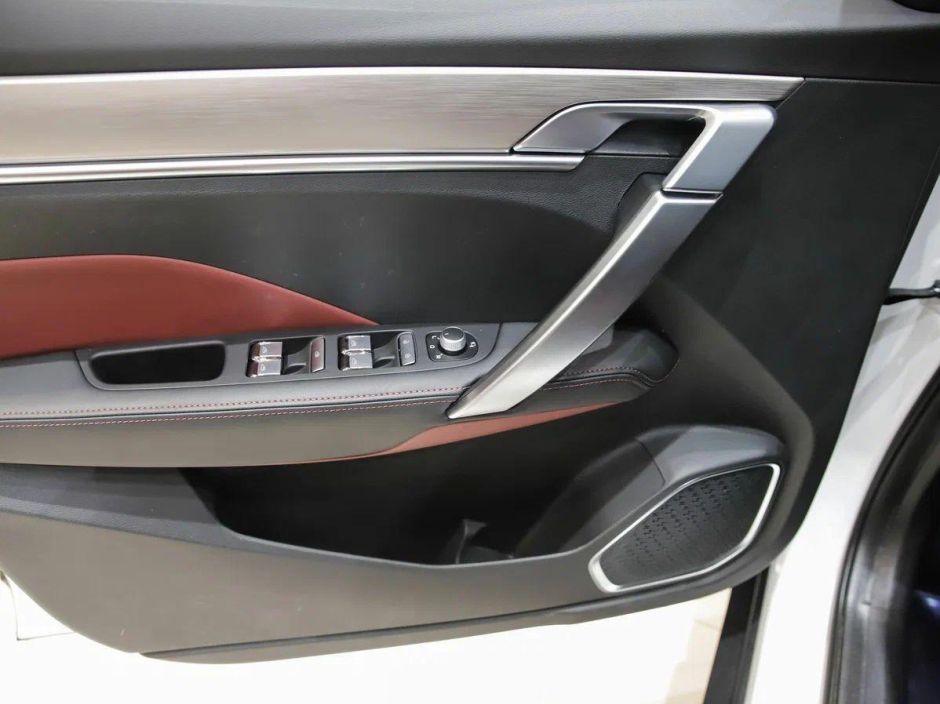 Belgee X50 Prestige 1.5 РКПП, 2024 фото 14