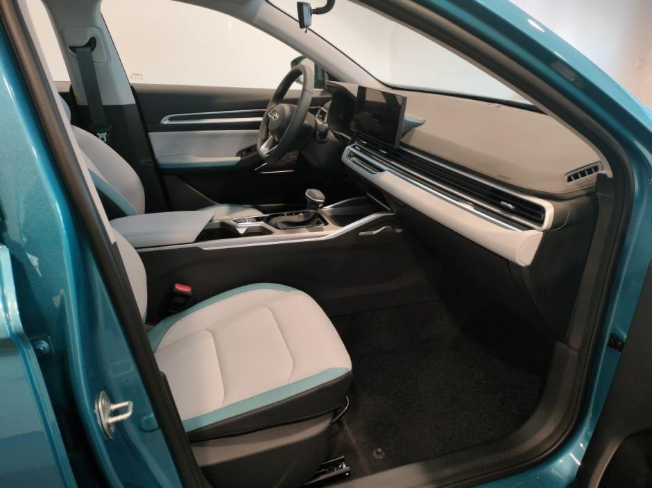 Geely Emgrand Luxury 1.5 АКПП, 2024 фото 6