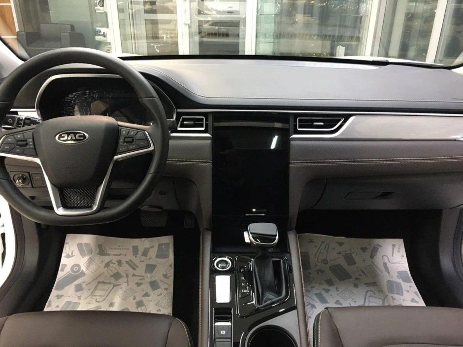JAC J7 Tech 1.5 CVT, 2024 фото 5