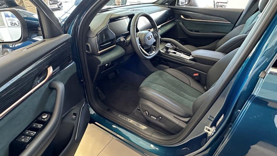 Geely Monjaro Exclusive 2.0 АКПП, 2024 фото 5