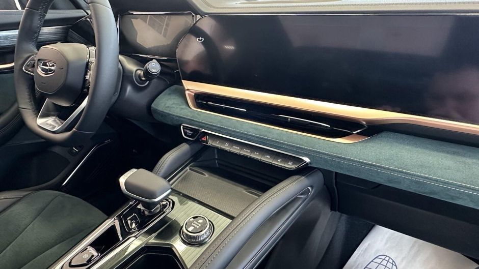 Geely Monjaro Exclusive 2.0 АКПП, 2024 фото 9