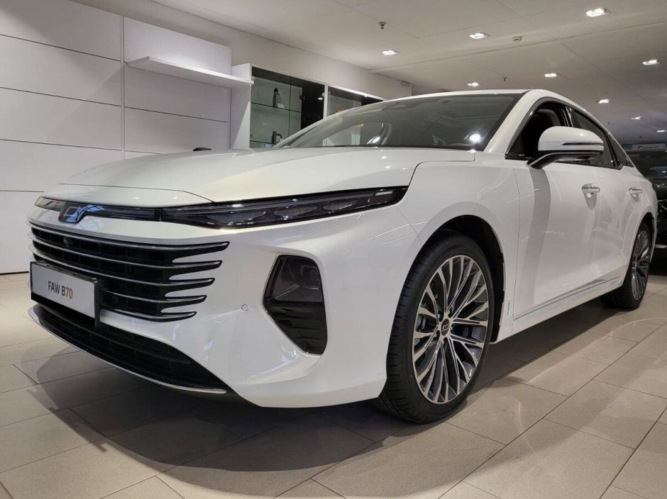 FAW Bestune B70 Prestige 2.0 АКПП, 2024 фото 1