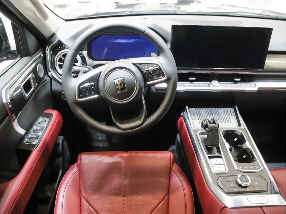 Tank 400 Super 2.0 АКПП, 2024 фото 7