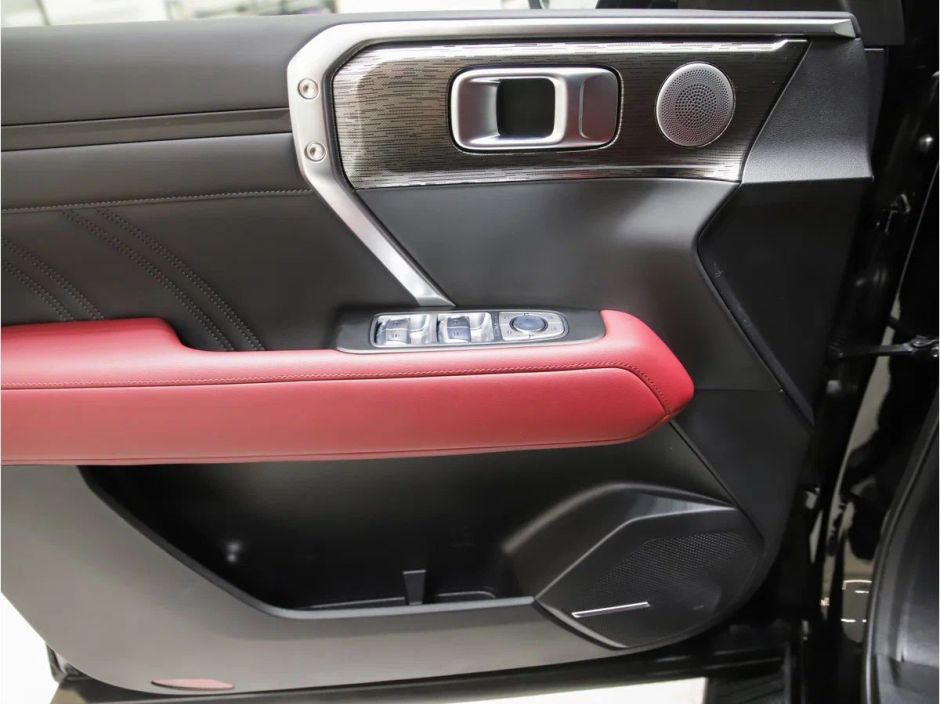 Tank 400 Super 2.0 АКПП, 2024 фото 10