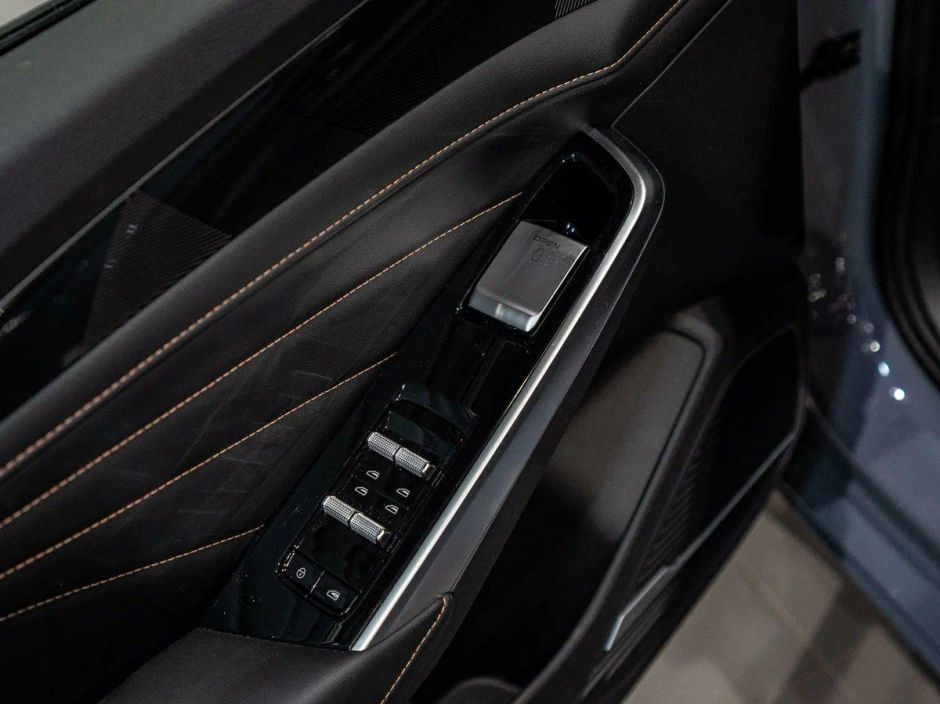 Geely Preface Luxury 2.0 РКПП, 2024 фото 12