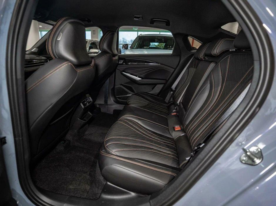 Geely Preface Luxury 2.0 РКПП, 2024 фото 14