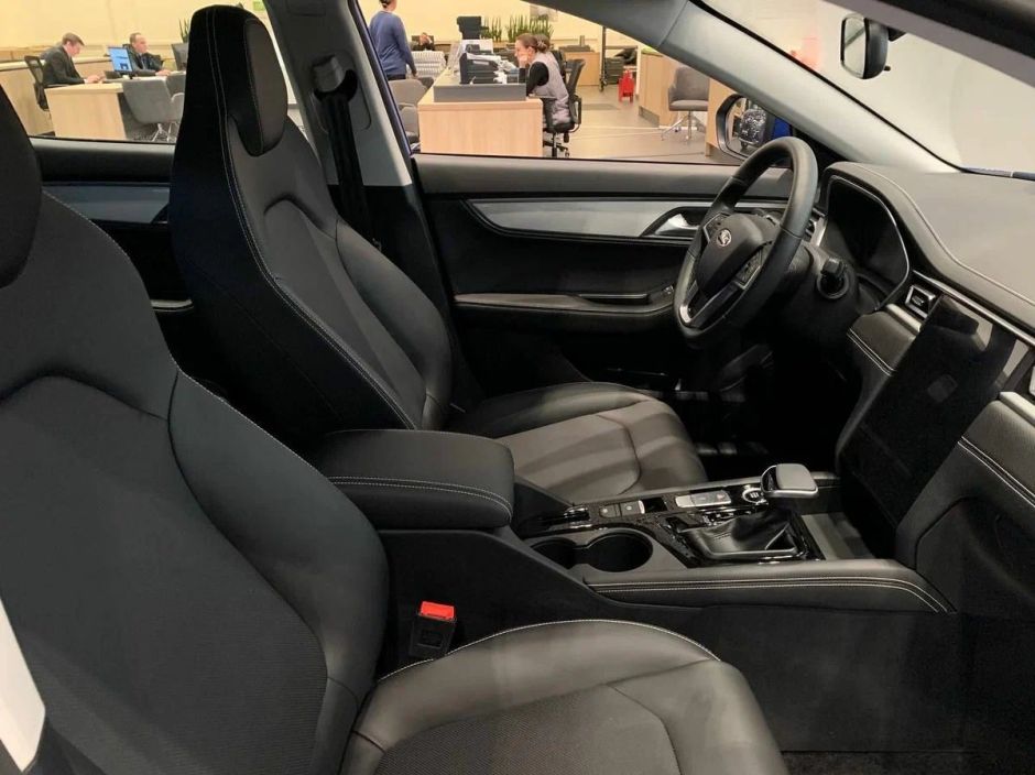 JAC J7 Luxury 1.5 CVT, 2024 фото 8