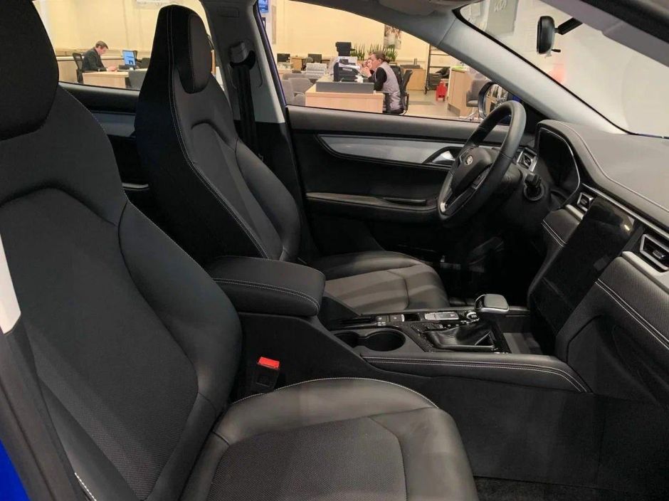 JAC J7 Luxury 1.5 CVT, 2024 фото 9